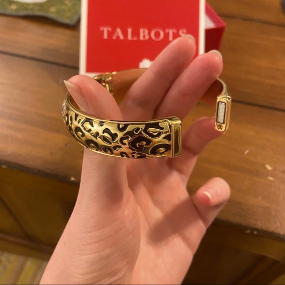 SOLD - Leopard Bangle! - Picture 4 of 7